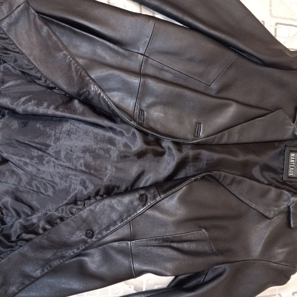 Leather coats from Manteaux Manteaux real leather - Picture 12 of 17